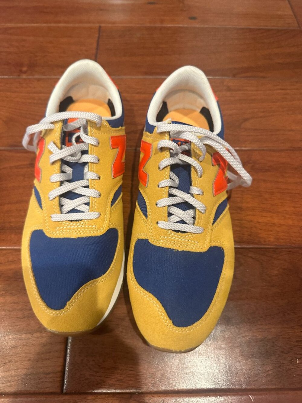 New Balance 420 WL420SA2 Yellow Navy Orange Sneakers Women’s Size 8